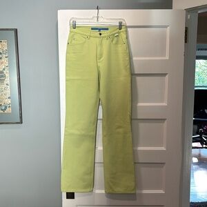 ESCADA SPORT Linda Green Straight Leg. Perfect amount of stretch.